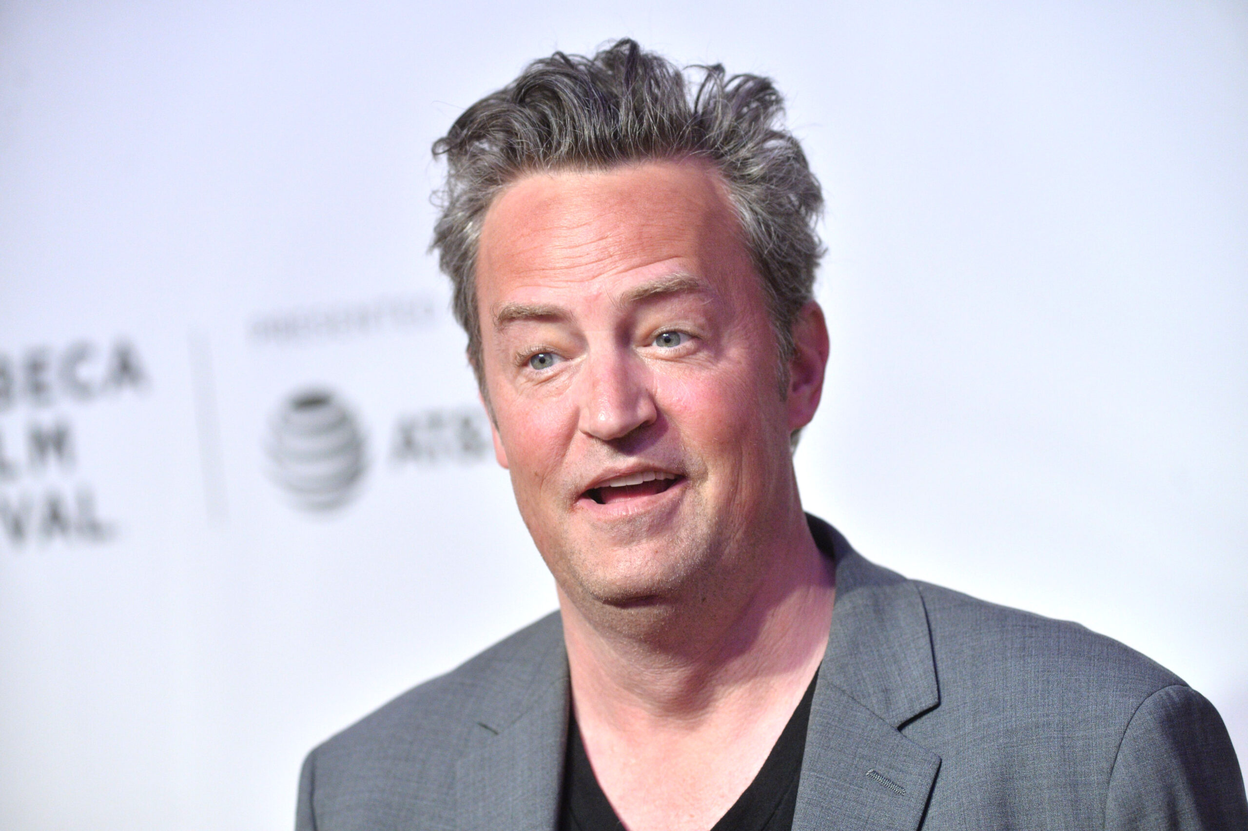 Matthew Perry Bio, Age, Wife, Children, Parents, Net Worth & Movies